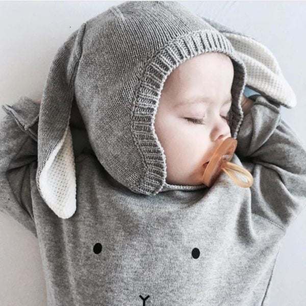 sweatshirt bunny grey look