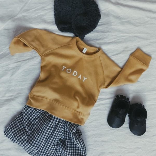 sweatshirt today mustard look